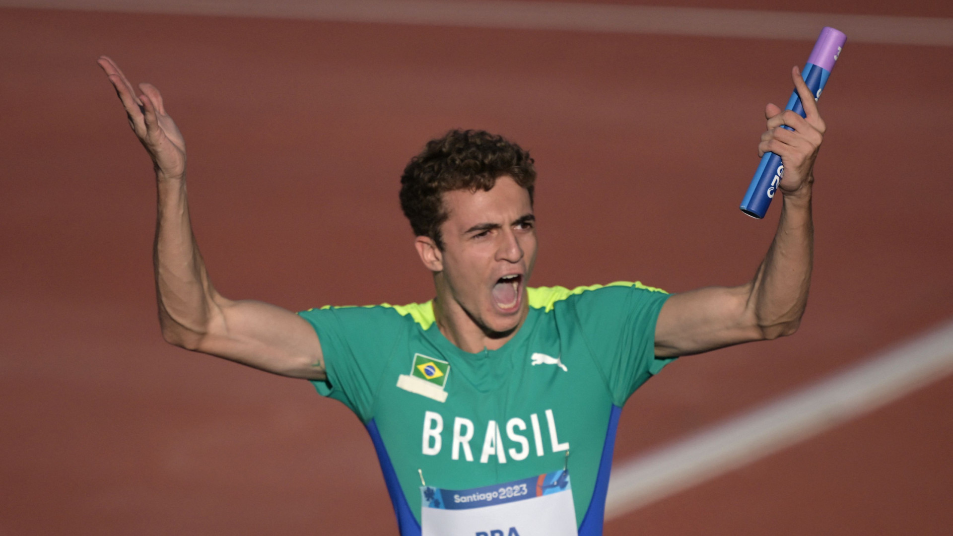 Brasil conquista ouro com Renan Gallina nos 200m e nos 4x100m; Ana Carolina é bronze