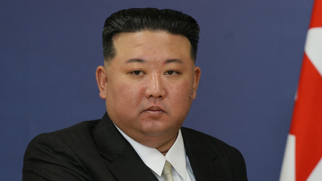 Kim Jong-un pressiona Coreia do Norte para ‘acelerar’ preparativos para guerra